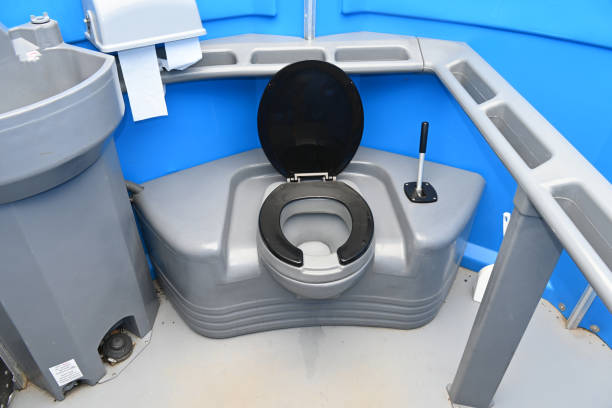 Best Portable restroom solutions  in La Grande, OR
